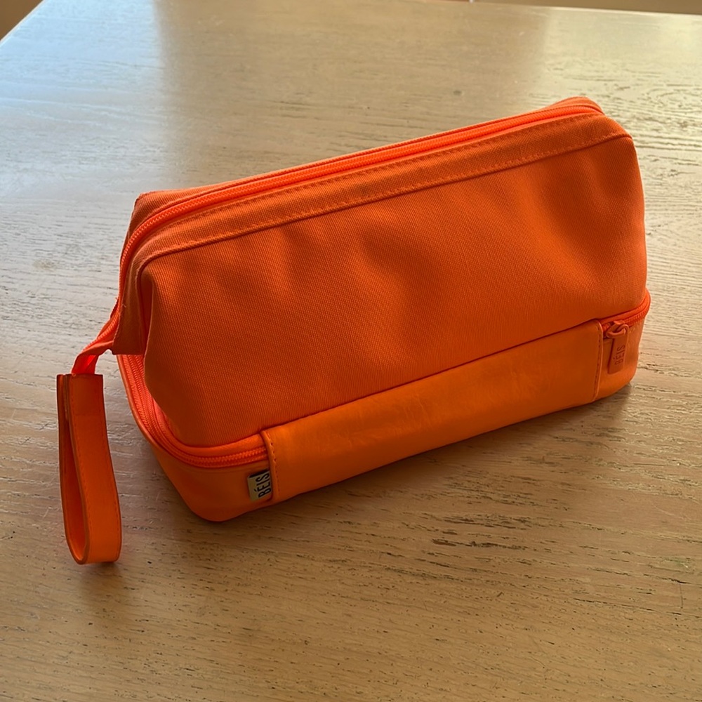 BEIS CREAMSICLE DOPP KIT